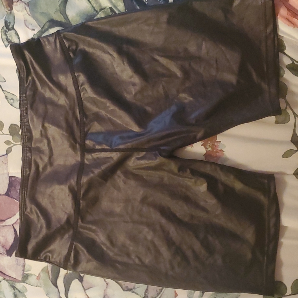 Work out shorts